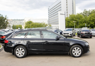 Подержанный автомобиль Audi A4 Wagon 2008 года (3 фото)