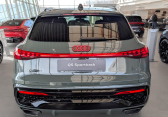 Новый Audi Q5 2025 (6 фото)