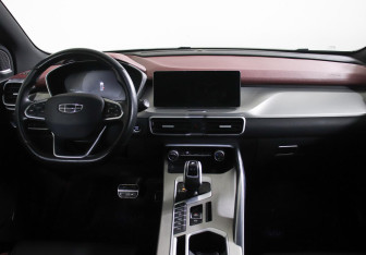 Подержанный автомобиль Geely Coolray 2021 года (7 фото)
