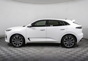 Подержанный автомобиль Changan UNI-K 2024 года (8 фото)