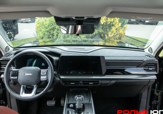 Подержанный автомобиль Haval H3 2024 года (10 фото)