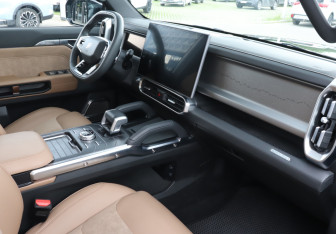 Подержанный автомобиль Jetour T2 2024 года (9 фото)