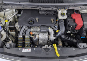 Подержанный автомобиль Peugeot Partner 2021 года (9 фото)