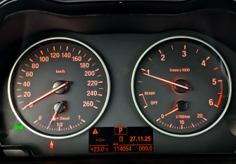 Подержанный автомобиль BMW X1 2016 года (13 фото)