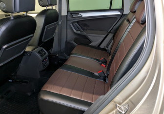 Подержанный автомобиль Volkswagen Tiguan 2018 года (12 фото)