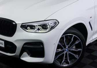 Подержанный автомобиль BMW X3 2020 года (22 фото)