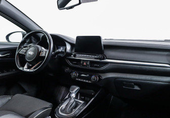 Подержанный автомобиль Kia Cerato Sedan 2020 года (7 фото)
