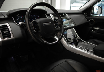 Подержанный автомобиль Land Rover Range Rover Sport 2020 года (7 фото)