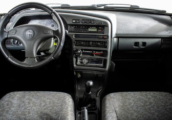 Подержанный автомобиль LADA (ВАЗ) 2113 2008 года (11 фото)