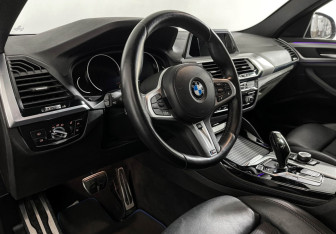 Подержанный автомобиль BMW X4 2019 года (12 фото)