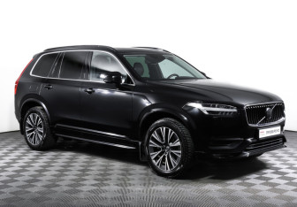Подержанный автомобиль Volvo XC90 2021 года (3 фото)