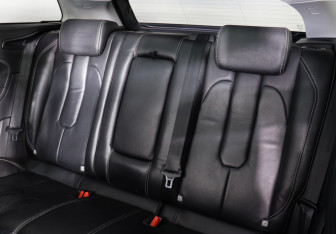 Подержанный автомобиль Land Rover Range Rover Evoque 2014 года (10 фото)