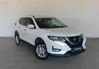 Подержанный автомобиль Nissan X-Trail 2022 года (3 фото)