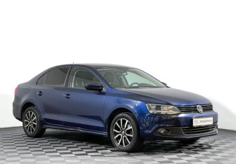 Подержанный автомобиль Volkswagen Jetta Sedan 2012 года (13 фото)