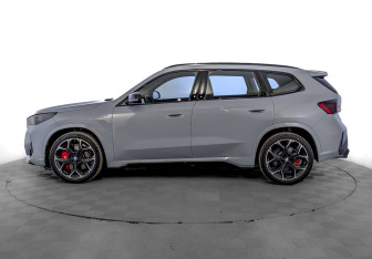 Новый BMW X1 2025 (3 фото)