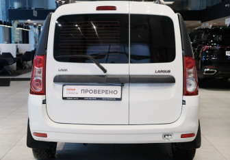 Подержанный автомобиль LADA (ВАЗ) Largus Wagon 2014 года (5 фото)