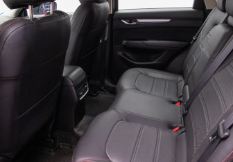 Подержанный автомобиль Mazda CX-5 2021 года (11 фото)