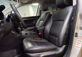 Подержанный автомобиль Subaru Outback Wagon 2018 года (10 фото)