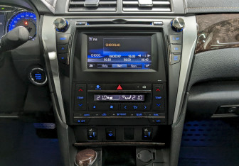 Подержанный автомобиль Toyota Camry Sedan 2015 года (26 фото)