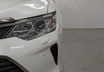 Подержанный автомобиль Toyota Camry Sedan 2015 года (18 фото)