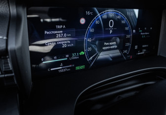 Подержанный автомобиль Toyota Camry Sedan 2025 года (12 фото)