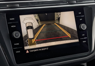Подержанный автомобиль Volkswagen Tiguan 2021 года (26 фото)