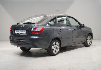 Подержанный автомобиль LADA (ВАЗ) Granta Liftback 2019 года (5 фото)