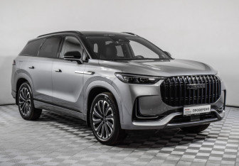 Подержанный автомобиль Jaecoo J8 2024 года (3 фото)
