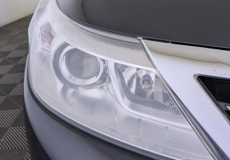 Подержанный автомобиль Renault Latitude 2013 года (11 фото)