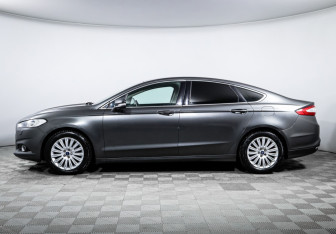 Подержанный автомобиль Ford Mondeo Sedan 2016 года (8 фото)