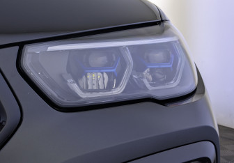 Подержанный автомобиль BMW X6 2021 года (11 фото)