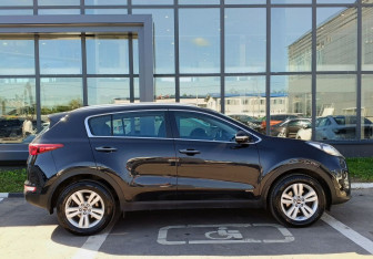 Подержанный автомобиль Kia Sportage 2017 года (4 фото)