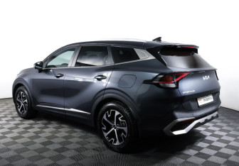 Подержанный автомобиль Kia Sportage 2022 года (7 фото)