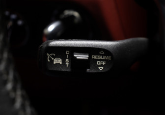 Подержанный автомобиль Porsche Macan 2014 года (19 фото)