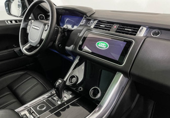 Подержанный автомобиль Land Rover Range Rover Sport 2018 года (9 фото)