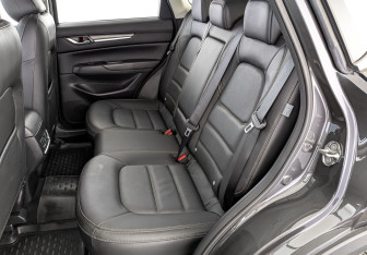 Подержанный автомобиль Mazda CX-5 2024 года (18 фото)