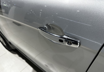 Подержанный автомобиль Chevrolet Captiva 2014 года (5 фото)