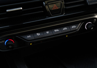 Подержанный автомобиль GAC GS3 2024 года (18 фото)