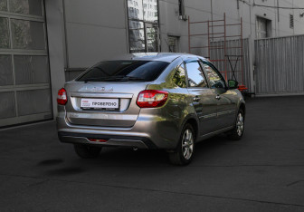 Подержанный автомобиль LADA (ВАЗ) Granta Liftback 2020 года (4 фото)