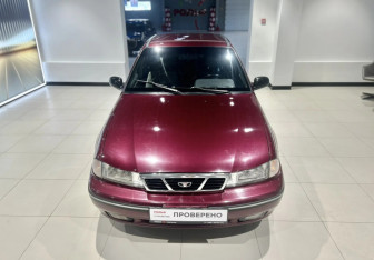 Подержанный автомобиль Daewoo Nexia Sedan 2007 года (2 фото)