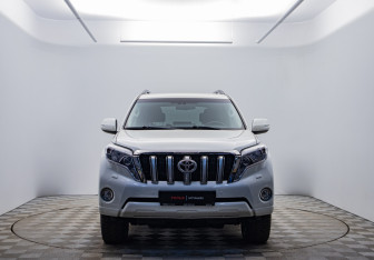 Подержанный автомобиль Toyota Land Cruiser Prado 2016 года (2 фото)