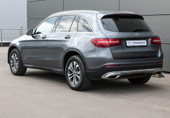 Подержанный автомобиль Mercedes-Benz GLC Coupe 2018 года (7 фото)
