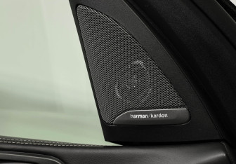 Подержанный автомобиль BMW X5 2023 года (18 фото)