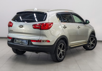 Подержанный автомобиль Kia Sportage 2013 года (5 фото)
