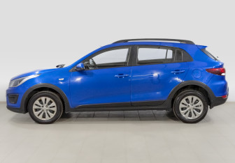 Подержанный автомобиль Kia Rio Hatchback 2019 года (8 фото)