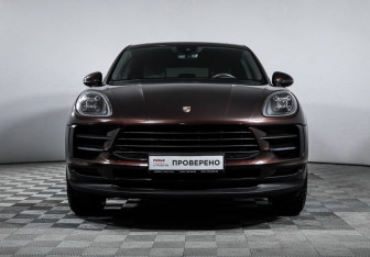 Подержанный автомобиль Porsche Macan 2019 года (2 фото)