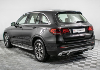 Подержанный автомобиль Mercedes-Benz GLC Coupe 2019 года (8 фото)