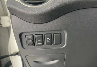 Подержанный автомобиль Renault Koleos 2013 года (14 фото)