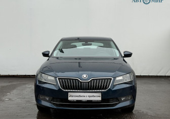 Подержанный автомобиль Skoda Superb Liftback 2017 года (2 фото)