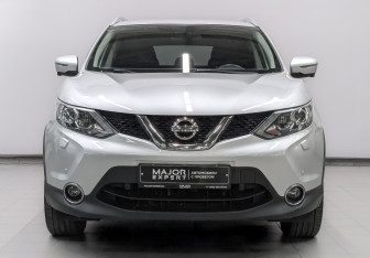Подержанный автомобиль Nissan Qashqai 2018 года (2 фото)